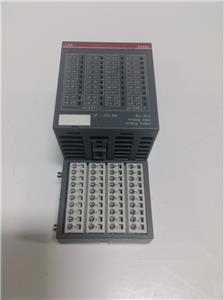 ABB 1SAP250000R0001 Модуль В/В, S500, 8AI/8AO, U/I/RTD, AX522