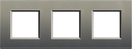 BTicino LNA4802M3AE LivingLight Рамка прямоугольная, 3 поста, цвет Серый шелк
