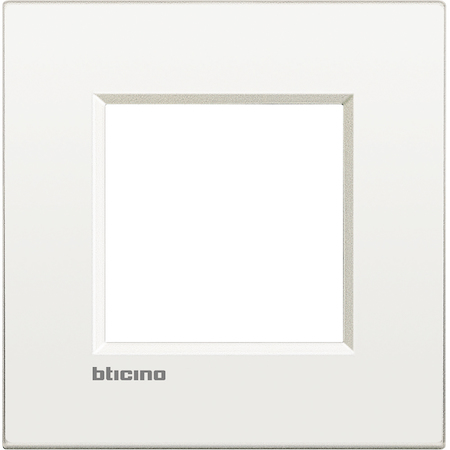 BTicino LNC4802BN LivingLight Рамка AIR 1 пост, цвет Белый