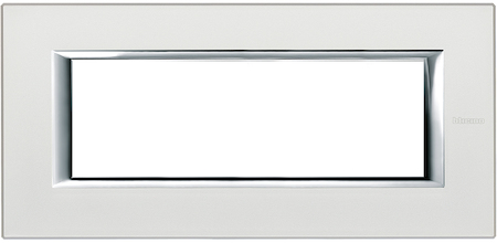 BTicino HA4806SAN Axolute Рамка прямоугольнаяоуг 6м, цвет серебро