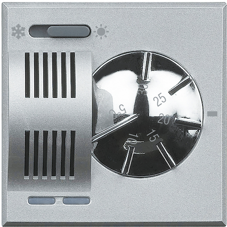 BTicino HC4442 Axolute Электронный комнатный термостат со встроенным переключателем режимов «лето/зима», 2 А, 250 В~, питание 230 В~, цвет алюминий