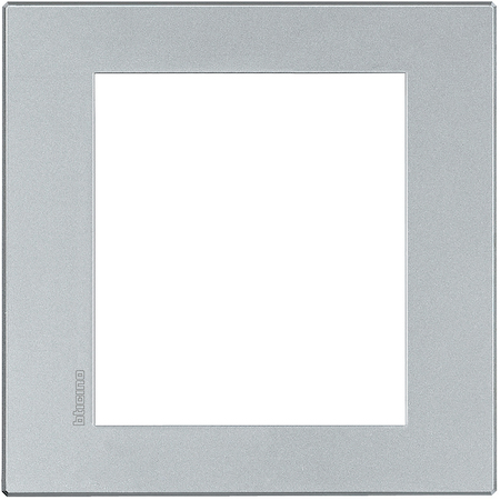 BTicino HW4826HC Axolute Eteris декоративная рамка для видеодисплея и сенсорной панели 3,5", цвет алюминий