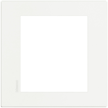 BTicino HW4826HD Axolute Eteris декоративная рамка для видеодисплея и сенсорной панели 3,5", цвет белый