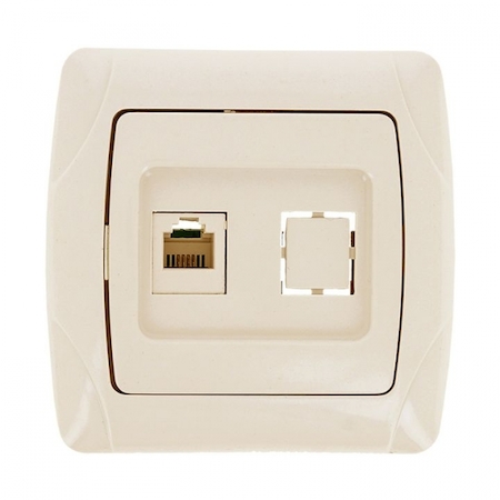 EIK01-035-20 Розетка RJ-45 1-мест. беж. Мадрид EKF PROxima