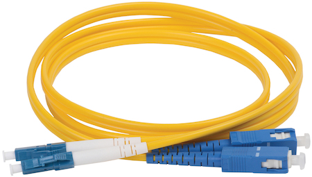 IEK FPC09-LCU-SCU-C2L-20M ITK Оптический коммутационный переходной шнур (патч-корд), для одномодового кабеля (SM), 9/125 (OS2), LC/UPC-SC/UPC, двойного исполнения (Duplex), LSZH, 20м